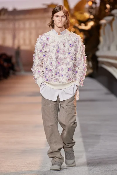 Look 42